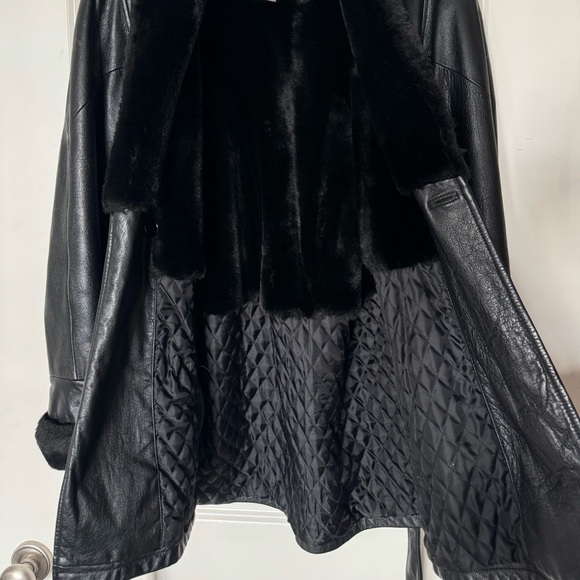 Wilson’s Leather Jacket - Picture 8 of 12